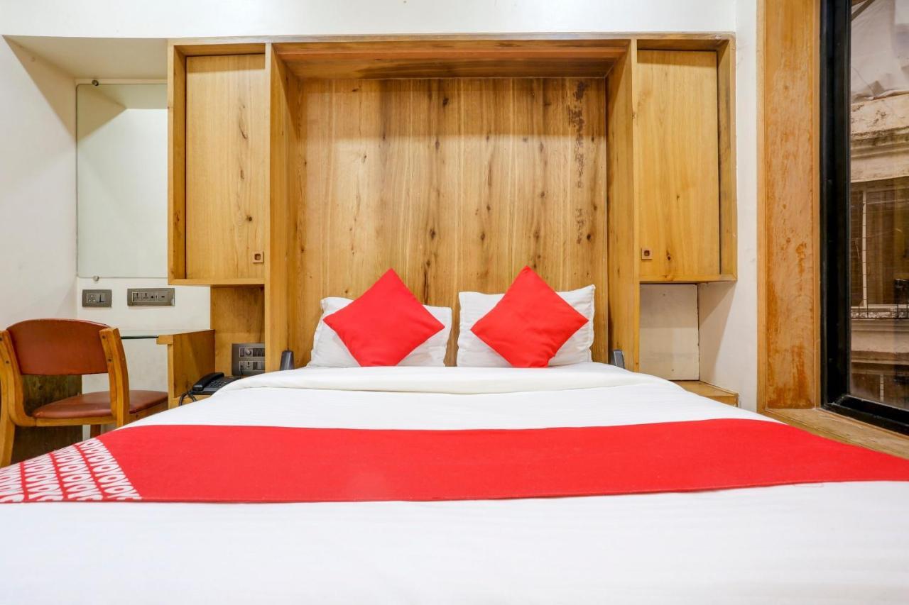 Oyo 81549 Hotel Elegance Nx مومباي المظهر الخارجي الصورة